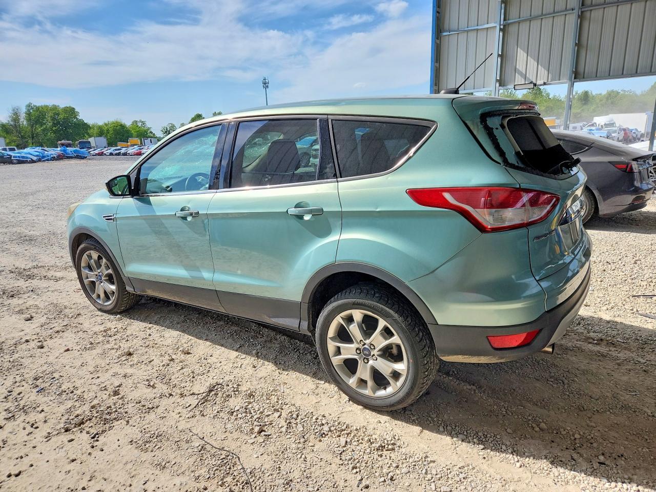2013 Ford Escape Sel - Фото 2