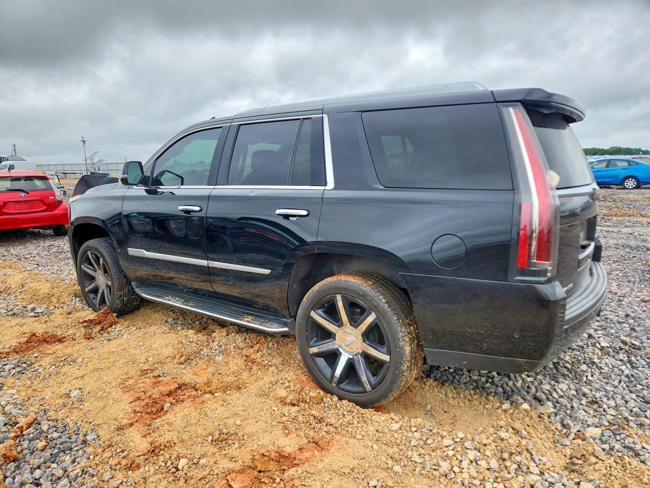 2018 Cadillac Escalade Luxury - Фото 2