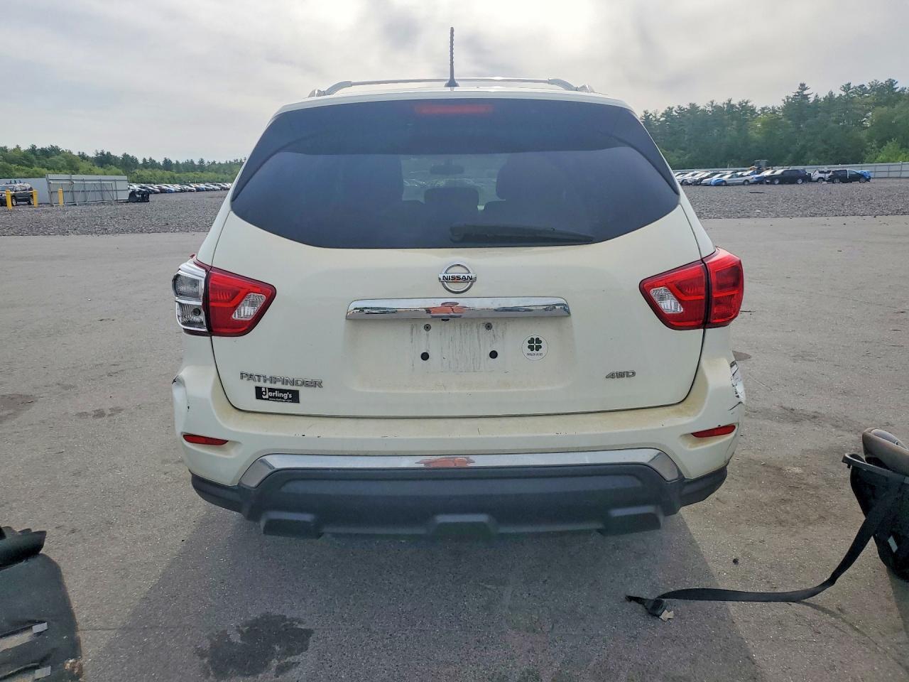 2018 Nissan Pathfinder S - Фото 6