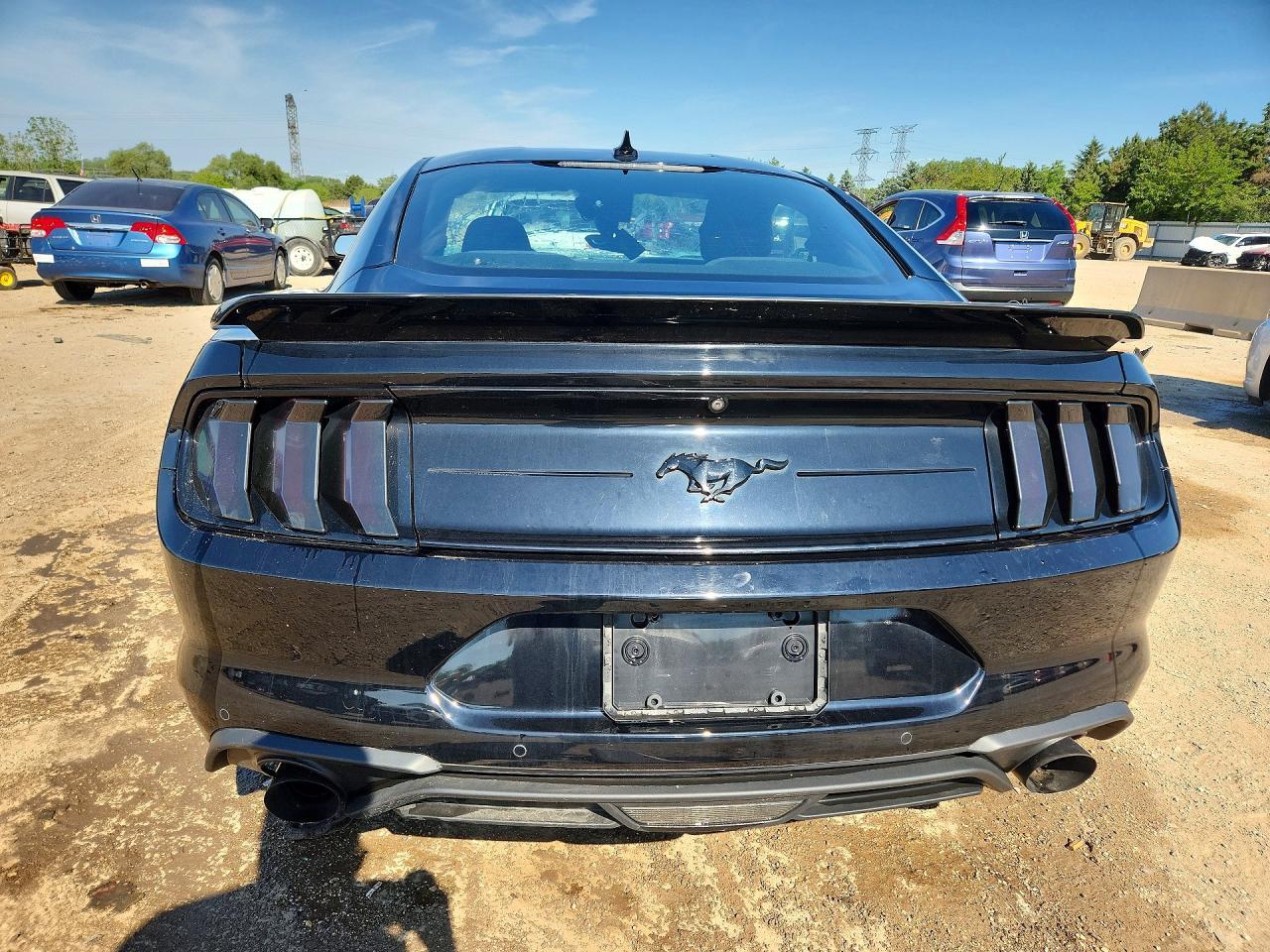 2022 Ford Mustang - Фото 6