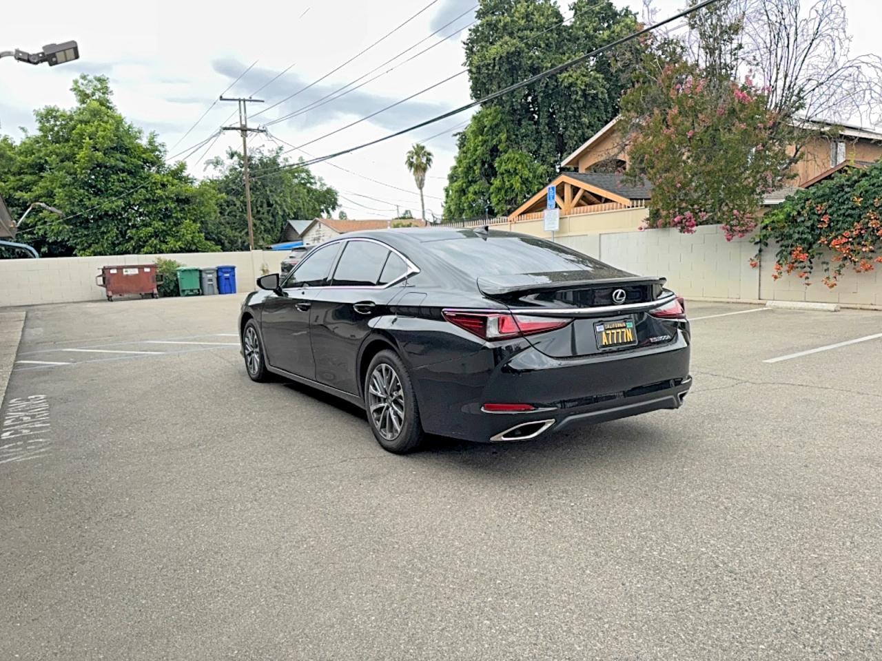 2023 Lexus Es 300H Base - Фото 3