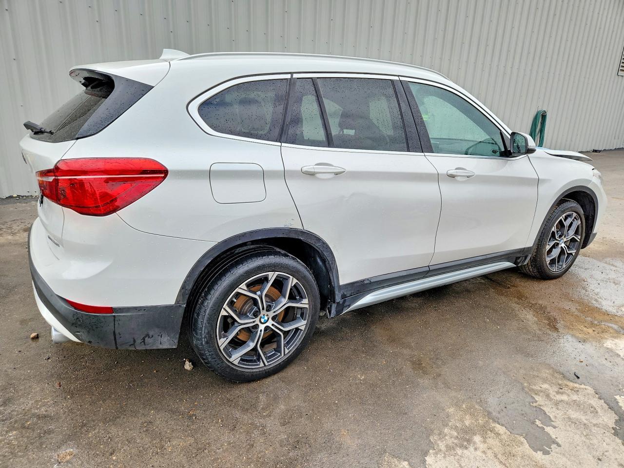 2020 BMW X1 Sdrive28I - Фото 3