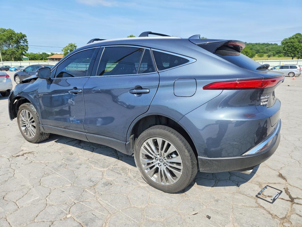 2022 Toyota Venza Xle - Фото 2