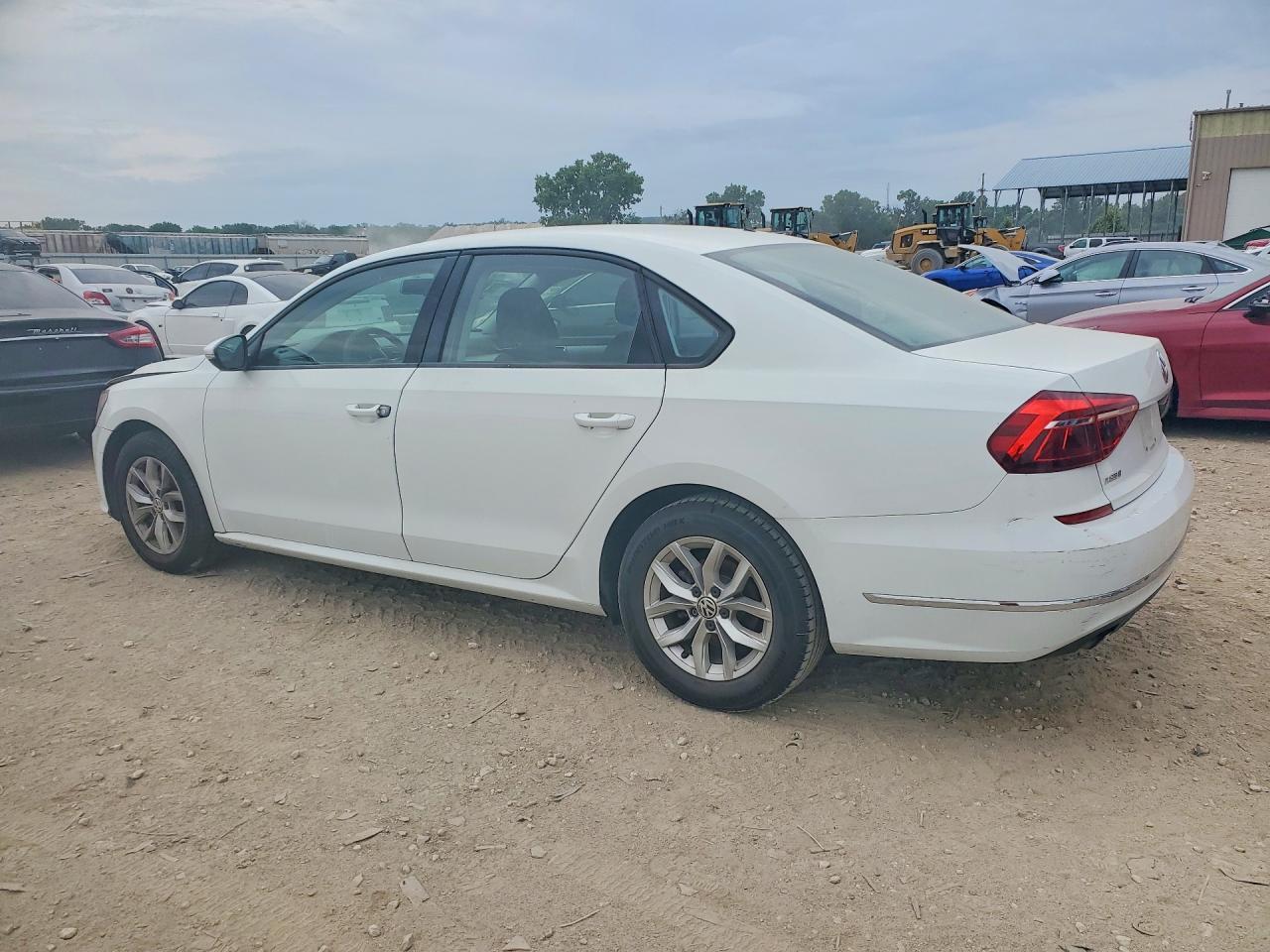 2018 Volkswagen Passat S - Image 2