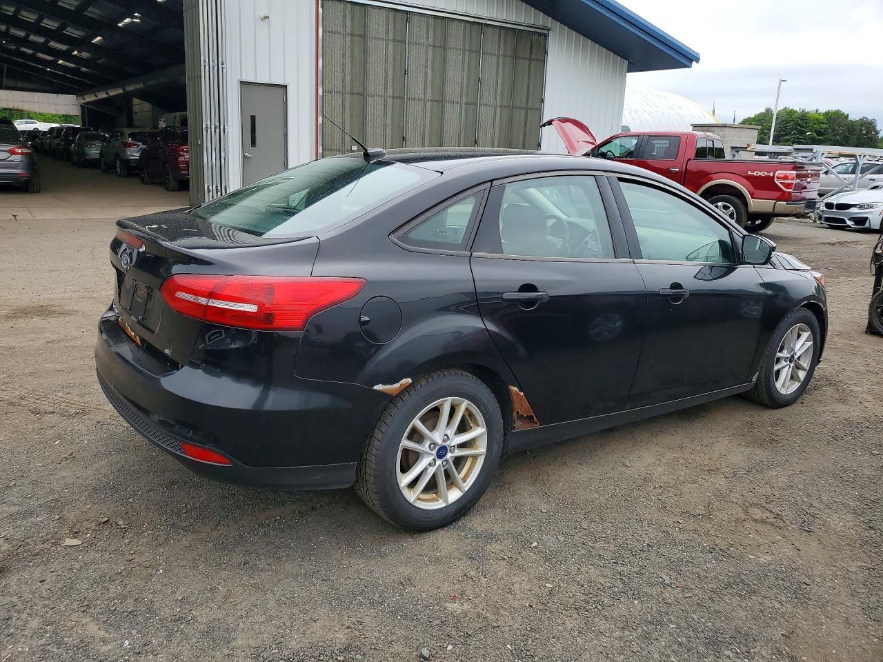 2017 Ford Focus Se - Фото 3