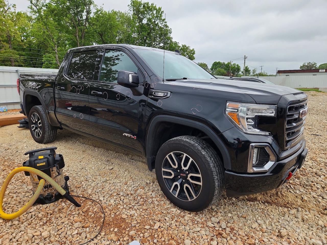 2021 GMC Sierra K1500 At4 - Image 4
