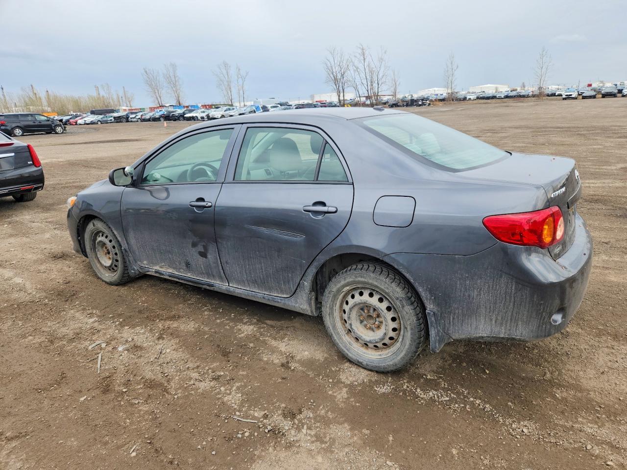 2010 Toyota Corolla Base - Фото 2