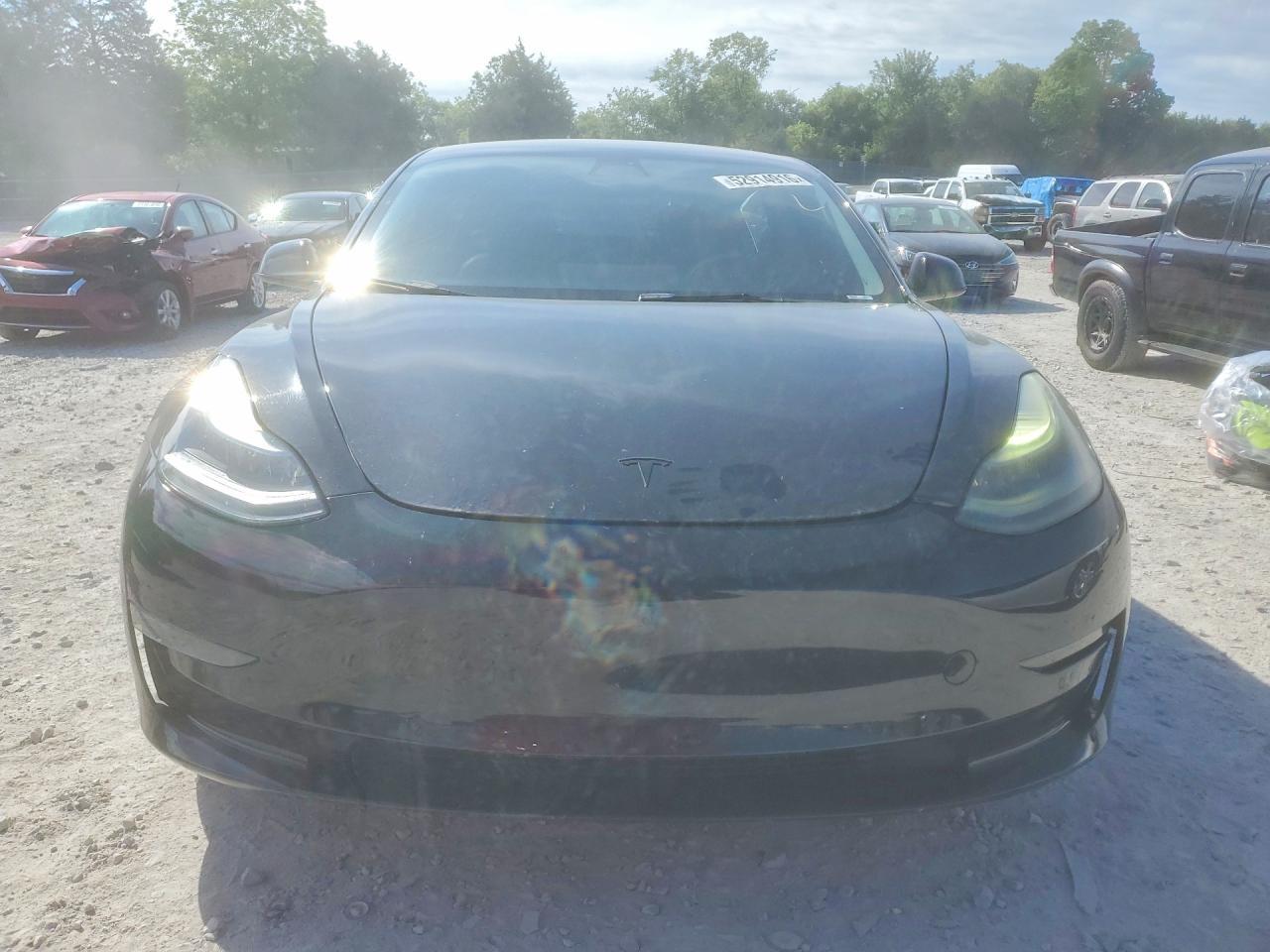 2022 Tesla Model 3 - Фото 5