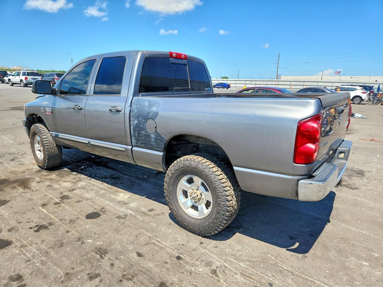 2007 Dodge Ram 2500 St - Image 2