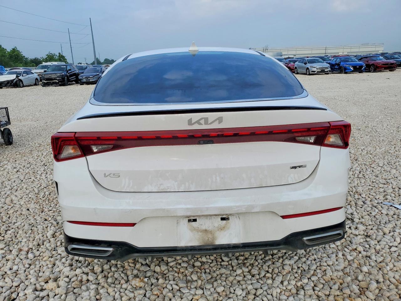 2023 Kia K5 Gt Line - Image 6