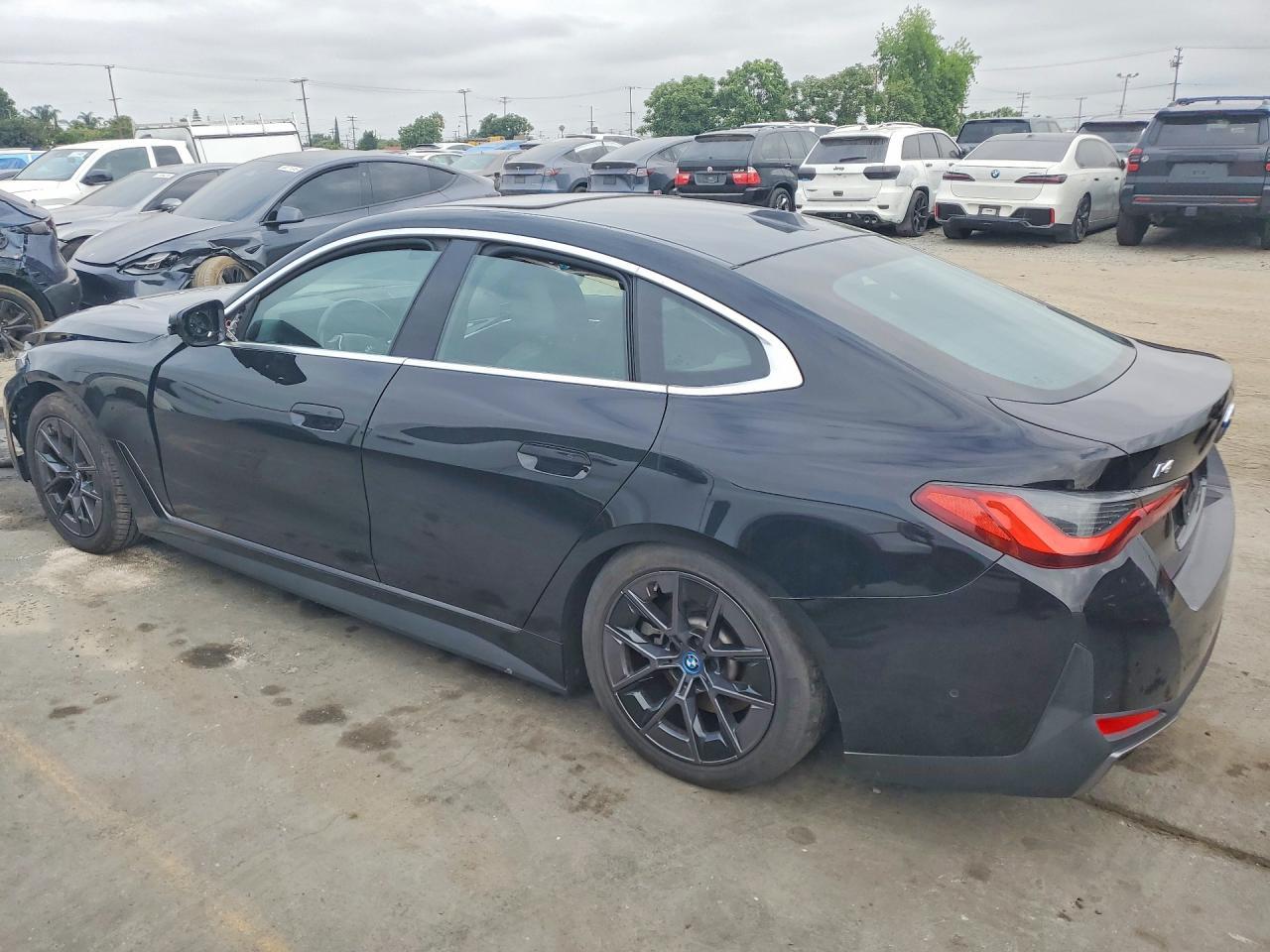 2024 BMW I4 Edrive 35 - Фото 2