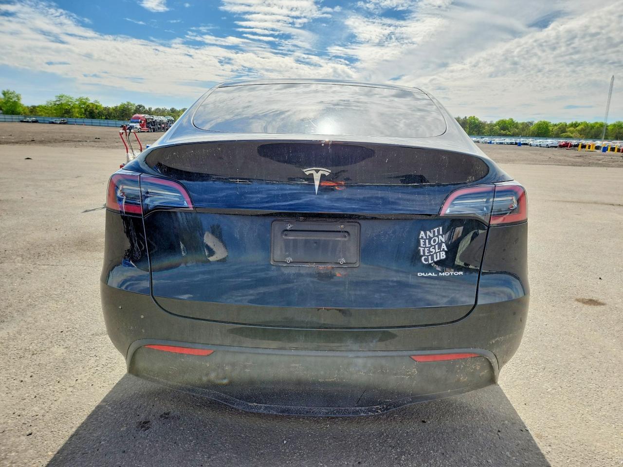 2022 Tesla Model Y - Image 6