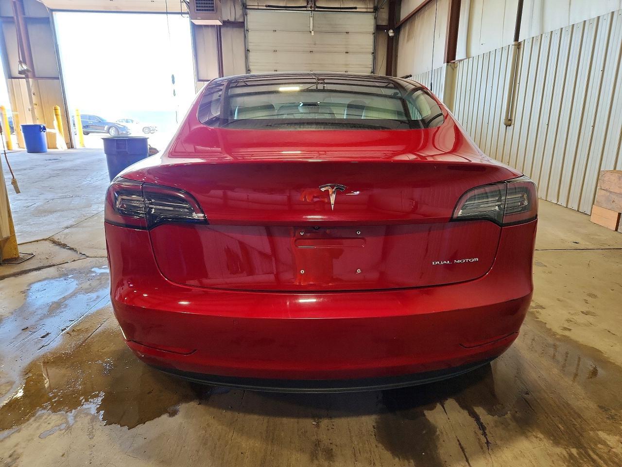 2018 Tesla Model 3 - Image 6