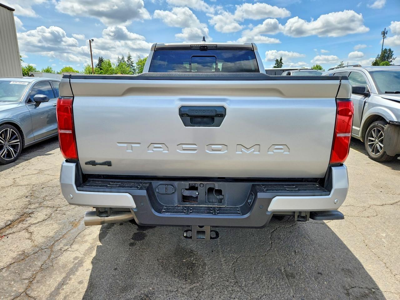 2024 Toyota Tacoma Trd Off-Road - Image 6