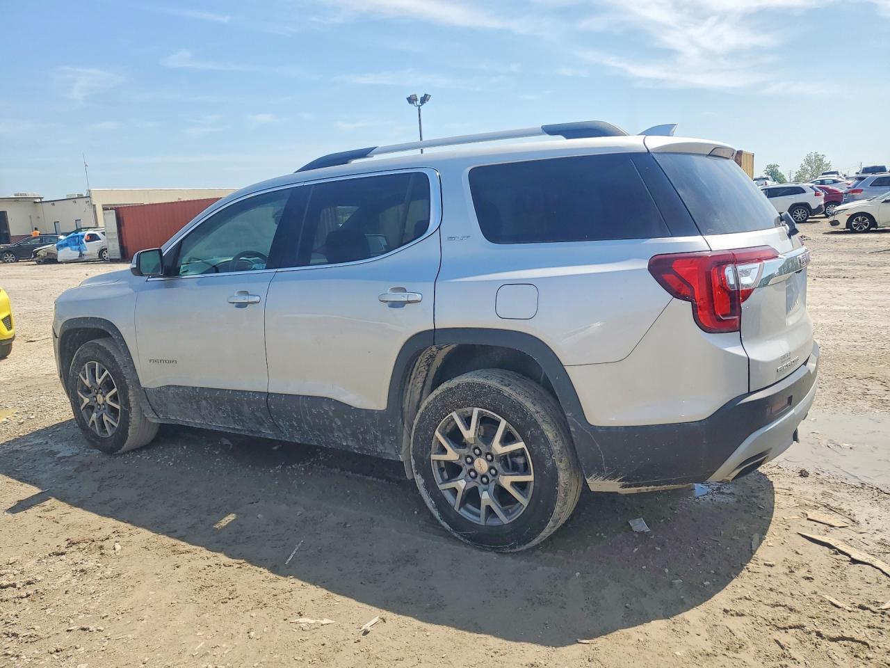 2020 GMC Acadia Slt - Image 2