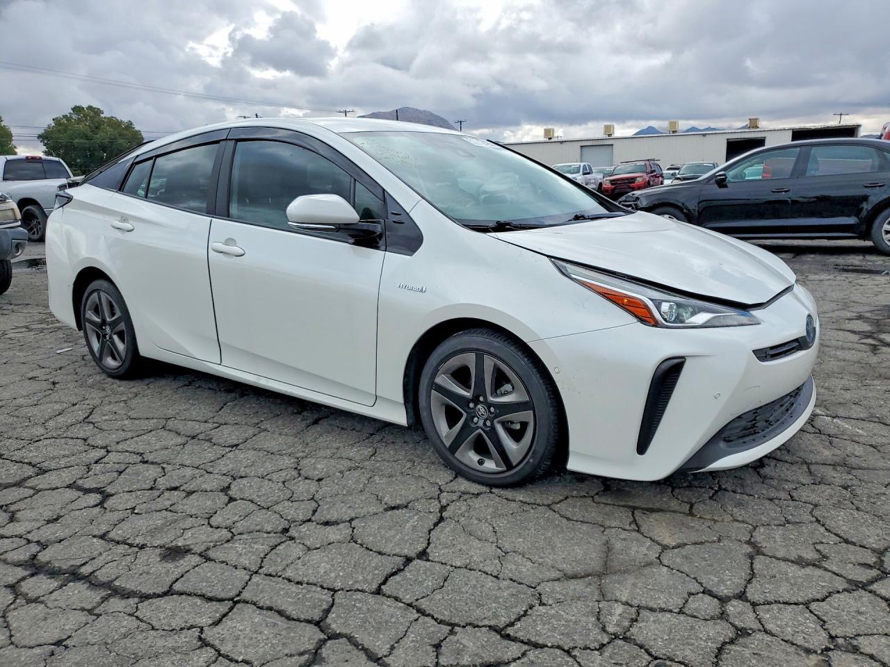 2019 Toyota Prius Xle - Фото 4
