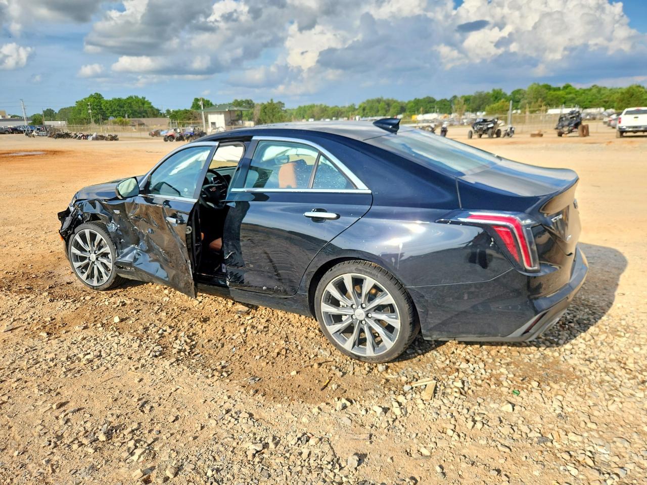 2024 Cadillac Ct4 Premium Luxury - Фото 2