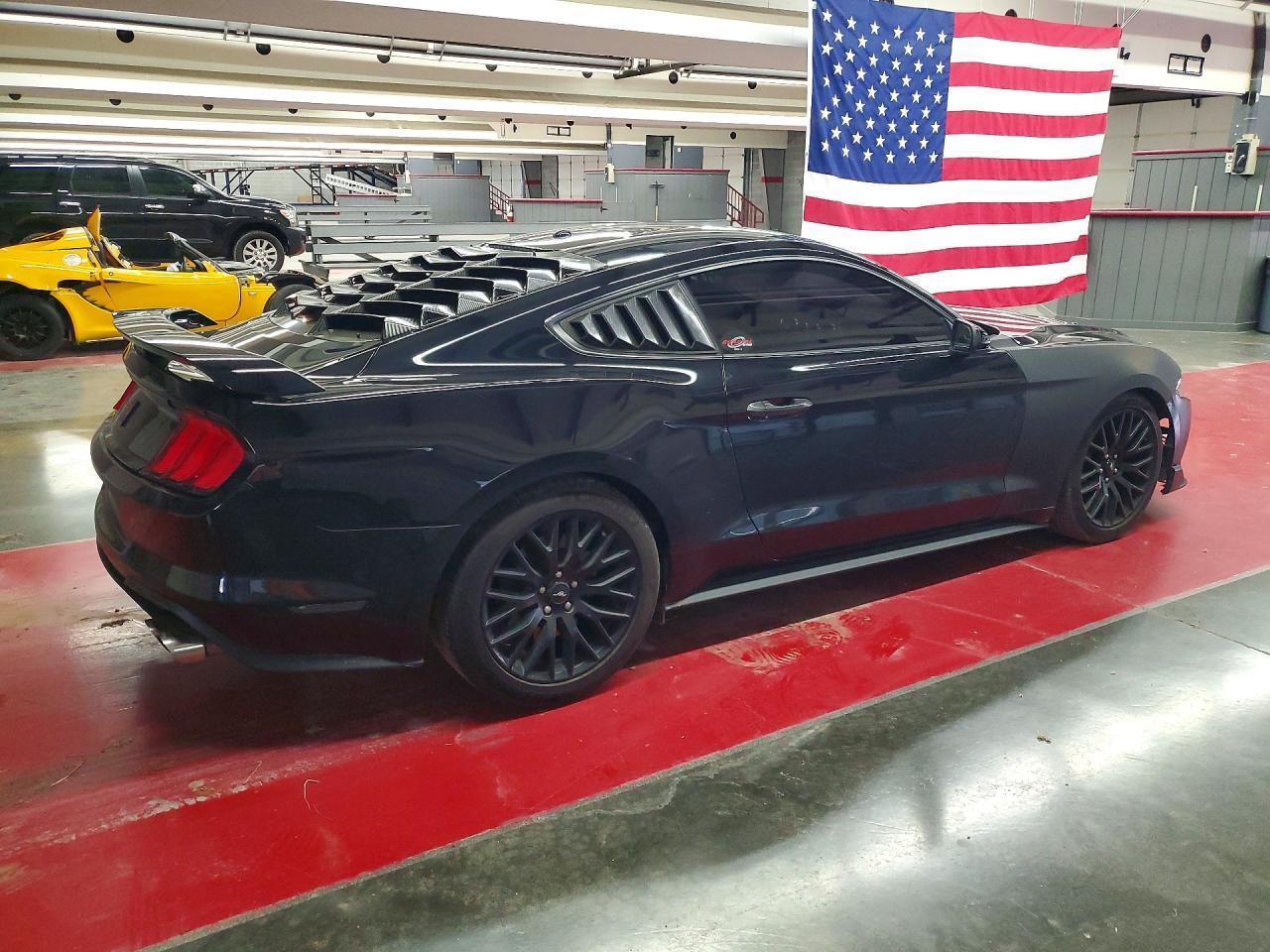 2019 Ford Mustang Gt - Image 3