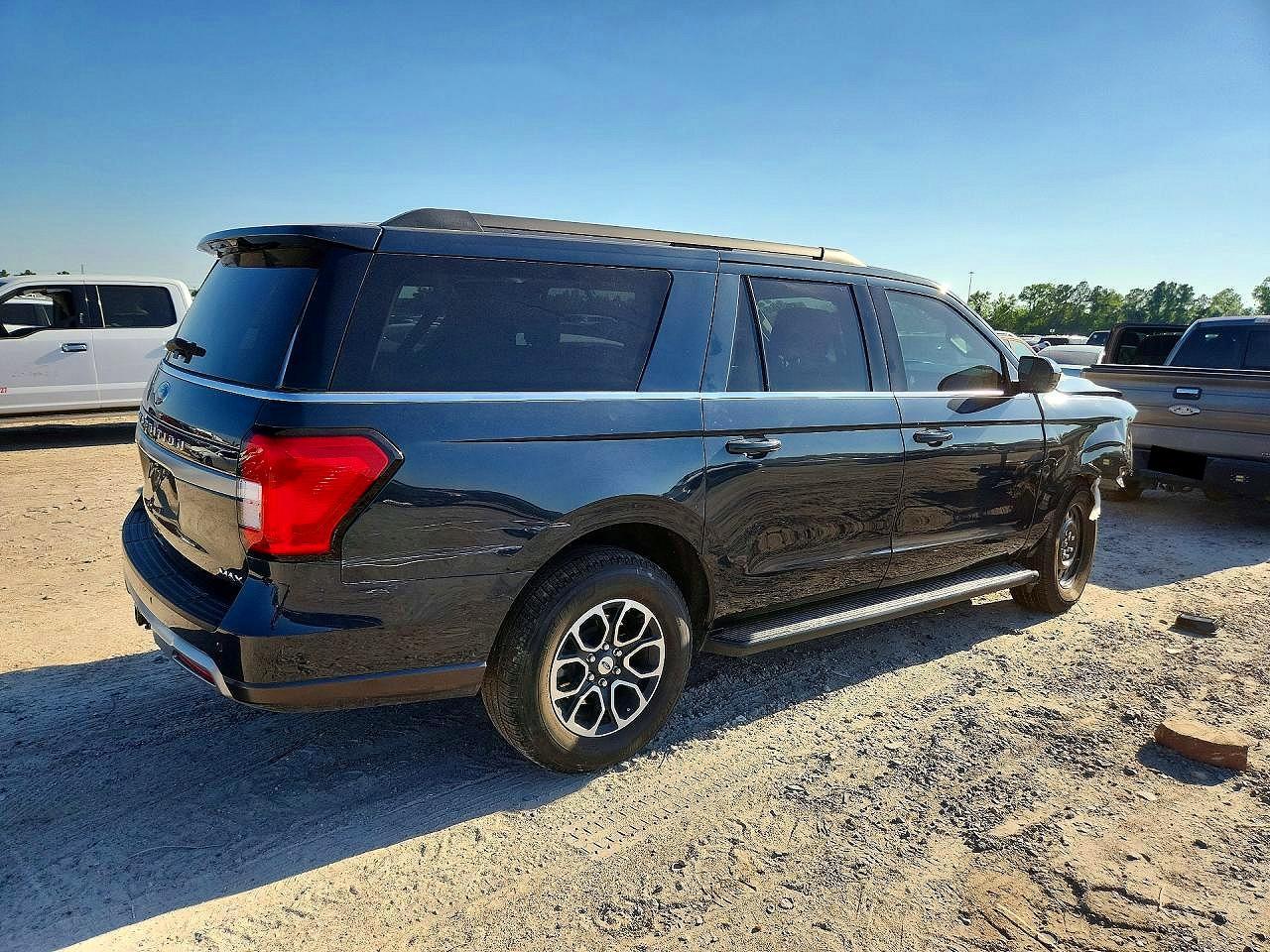 2024 Ford Expedition Max Xlt - Image 3
