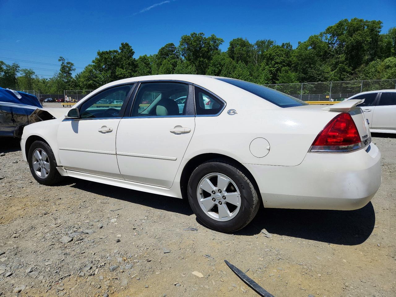2009 Chevrolet Impala 1Lt - Image 2