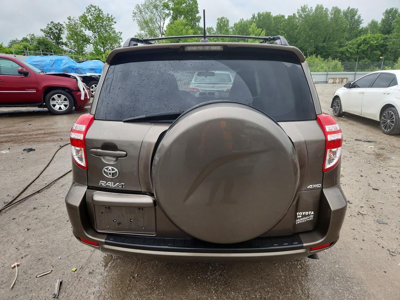 2011 Toyota Rav4 Base - Фото 6