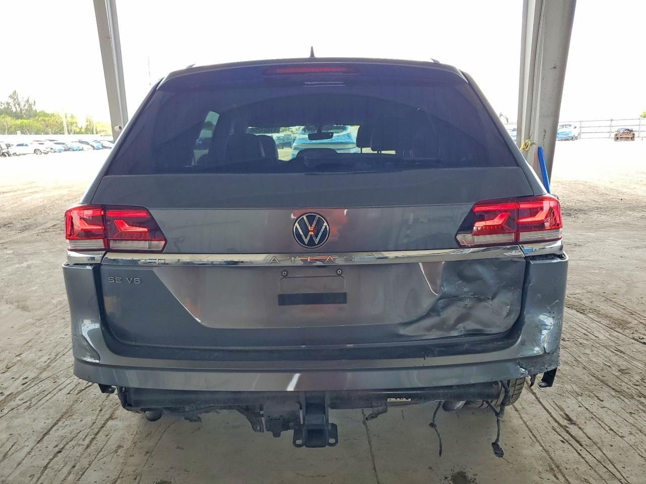 2023 Volkswagen Atlas Se - Image 6