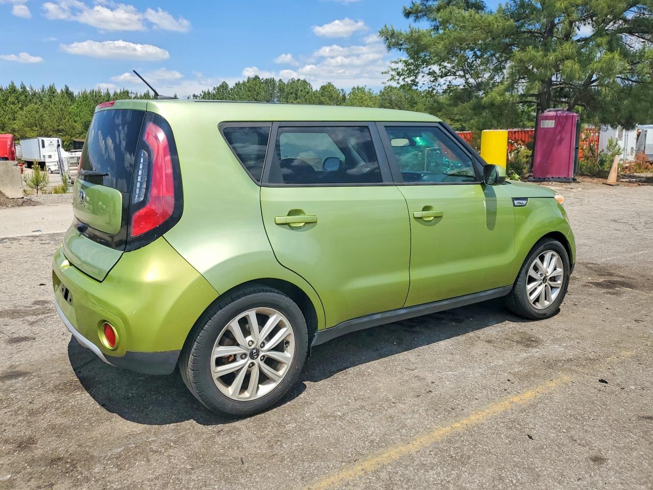 2017 Kia Soul + - Фото 3