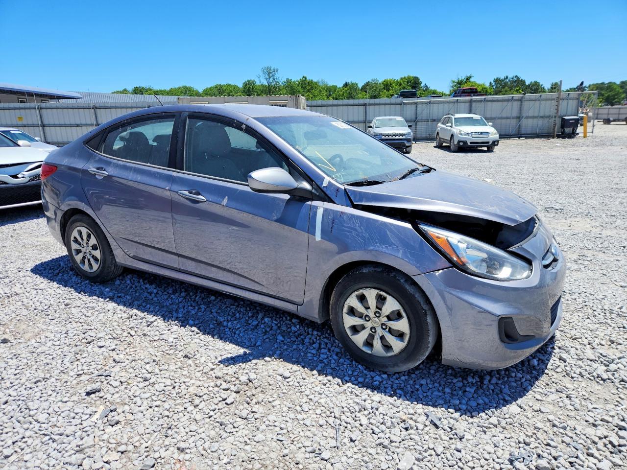 2016 Hyundai Accent - Фото 4