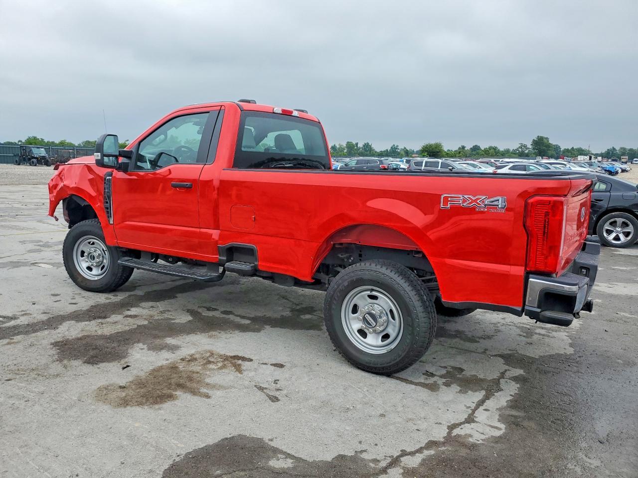 2023 Ford F350 Super Duty - Фото 2