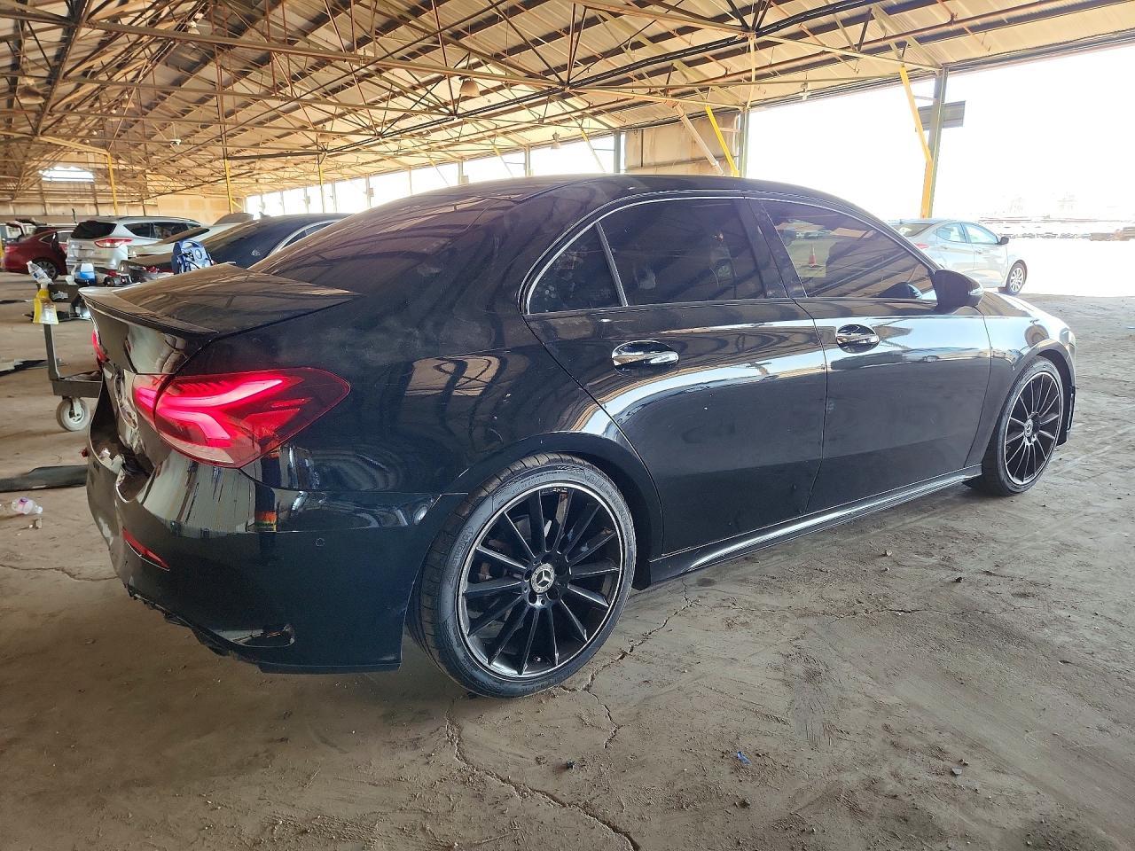 2019 Mercedes-Benz A 220 - Фото 3
