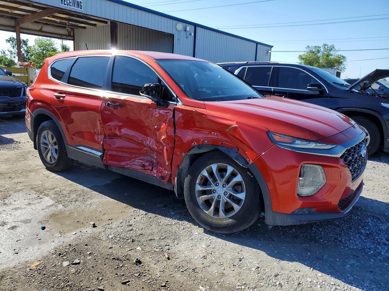 2019 Hyundai Santa Fe Se - Image 4