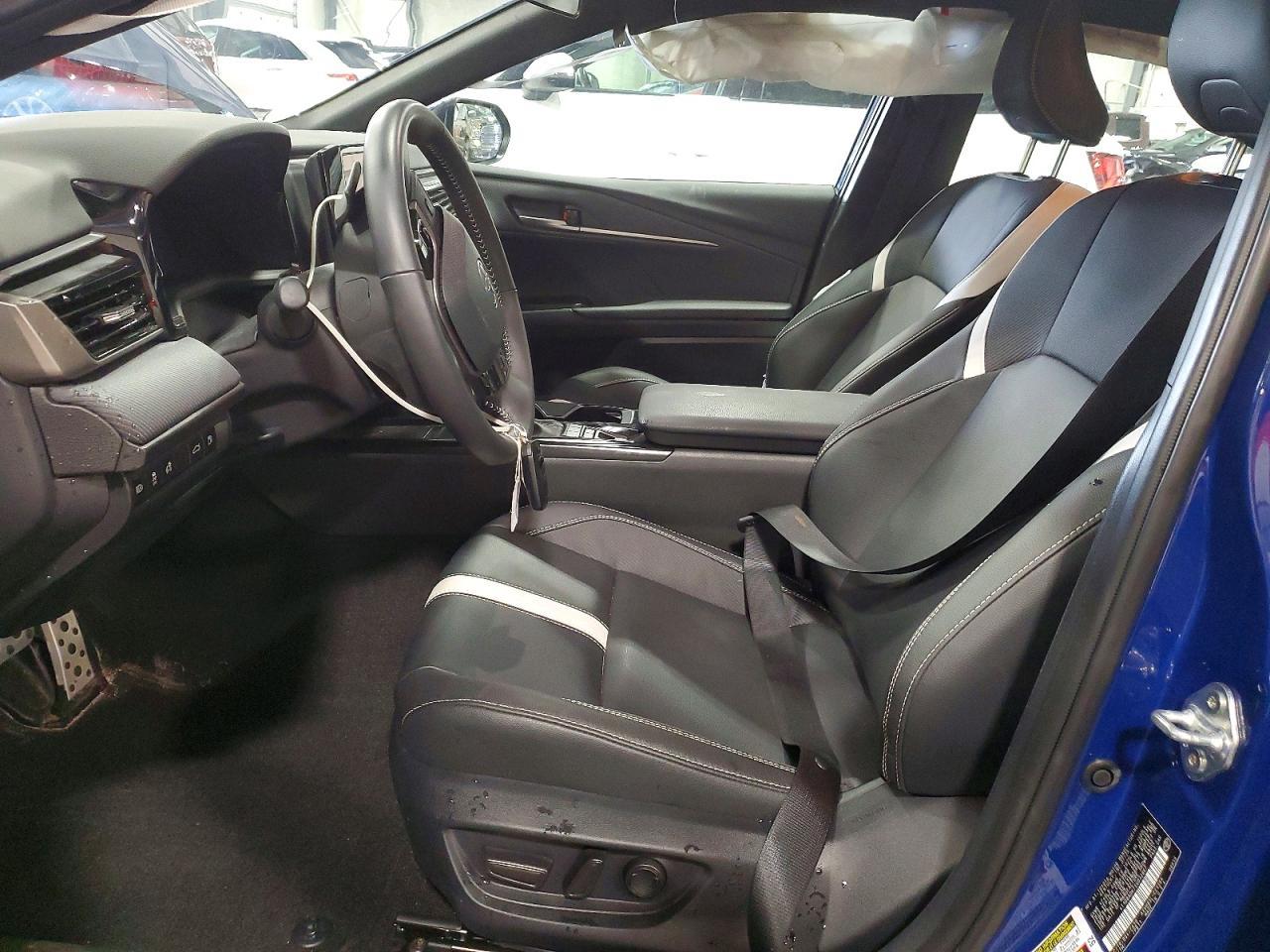 2025 Toyota Camry Se - Фото 7
