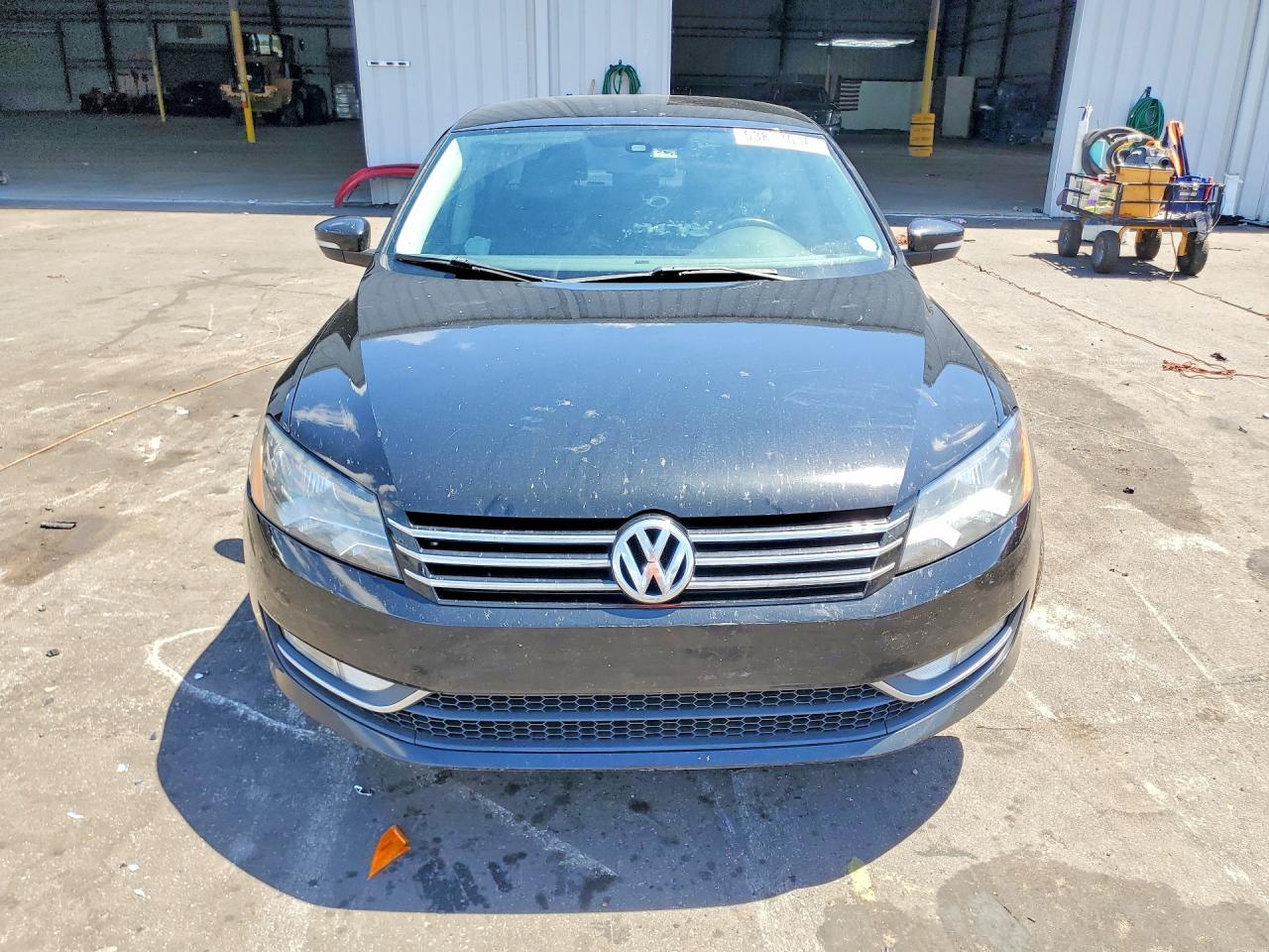 2015 Volkswagen Passat S - Image 5