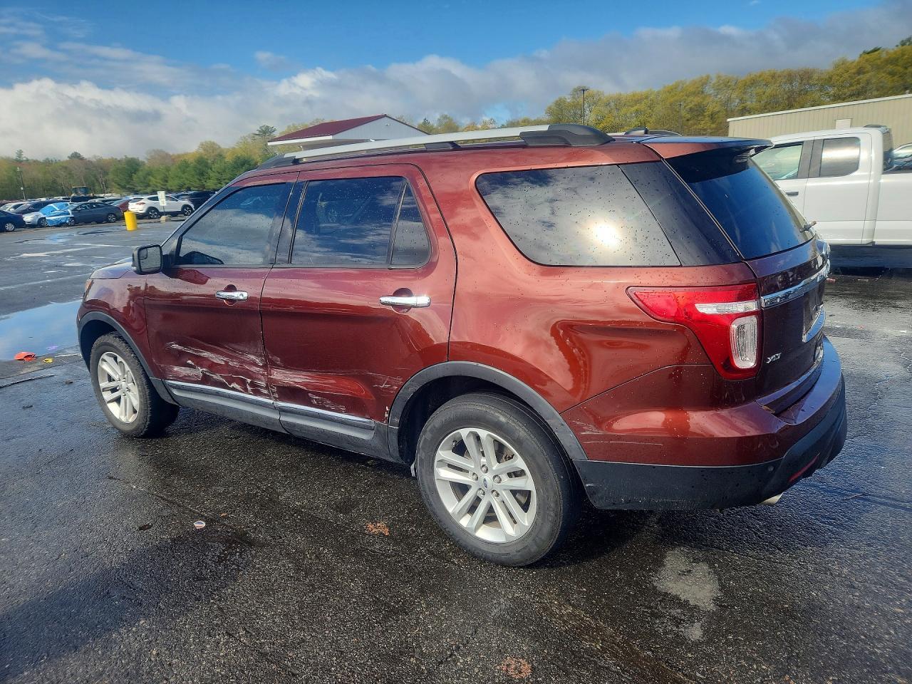 2015 Ford Explorer Xlt - Image 2