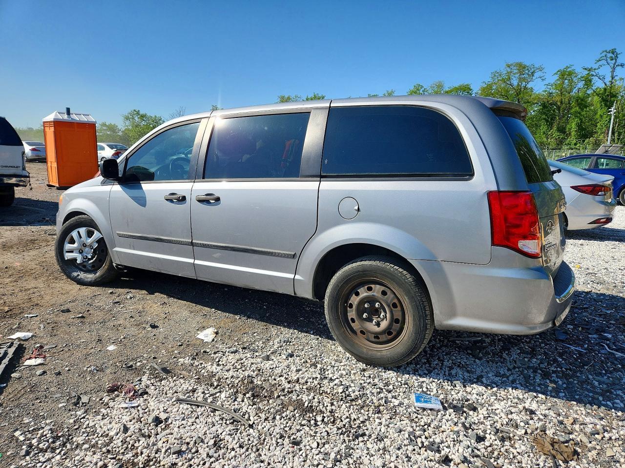 2015 Dodge Grand Caravan Se - Image 2