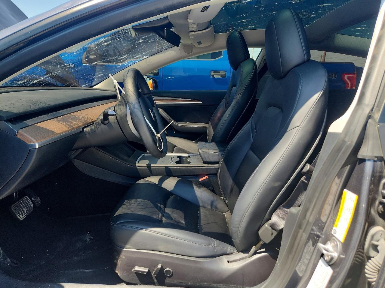 2023 Tesla Model 3 - Фото 7