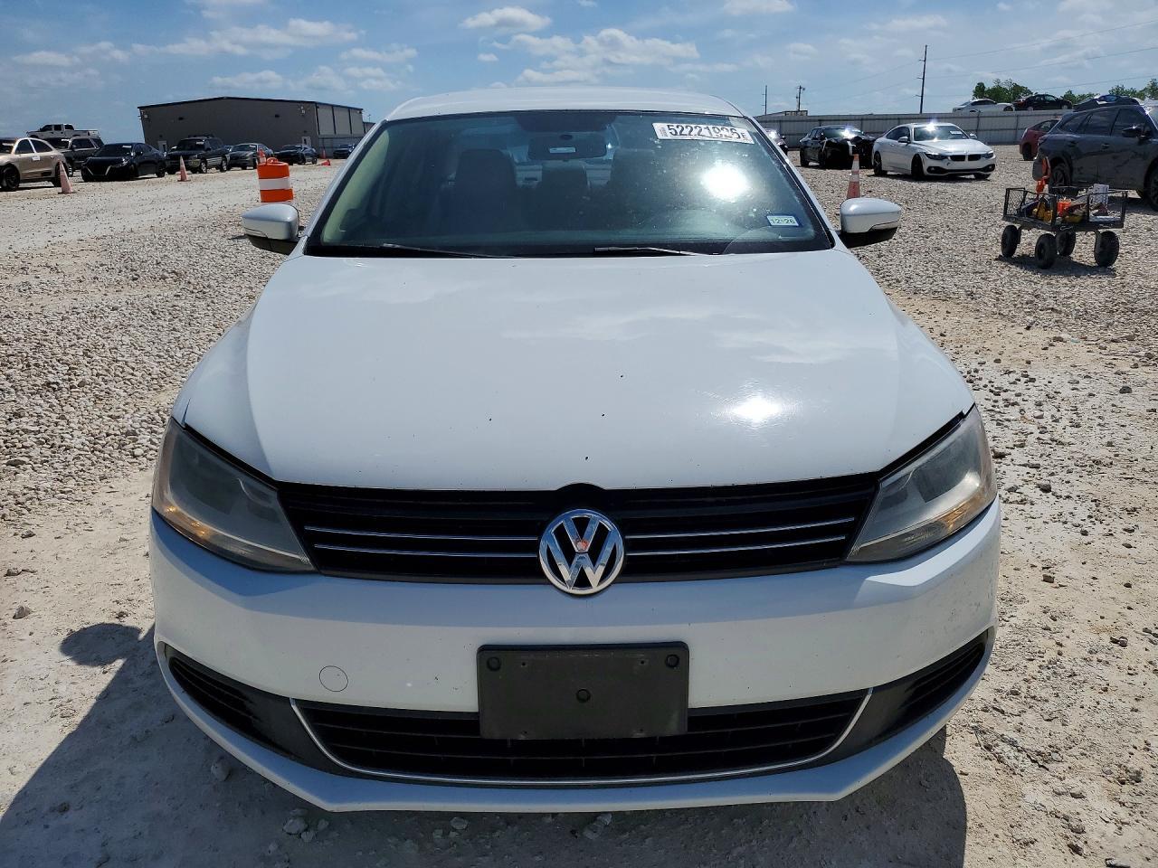 2014 Volkswagen Jetta Se - Image 5