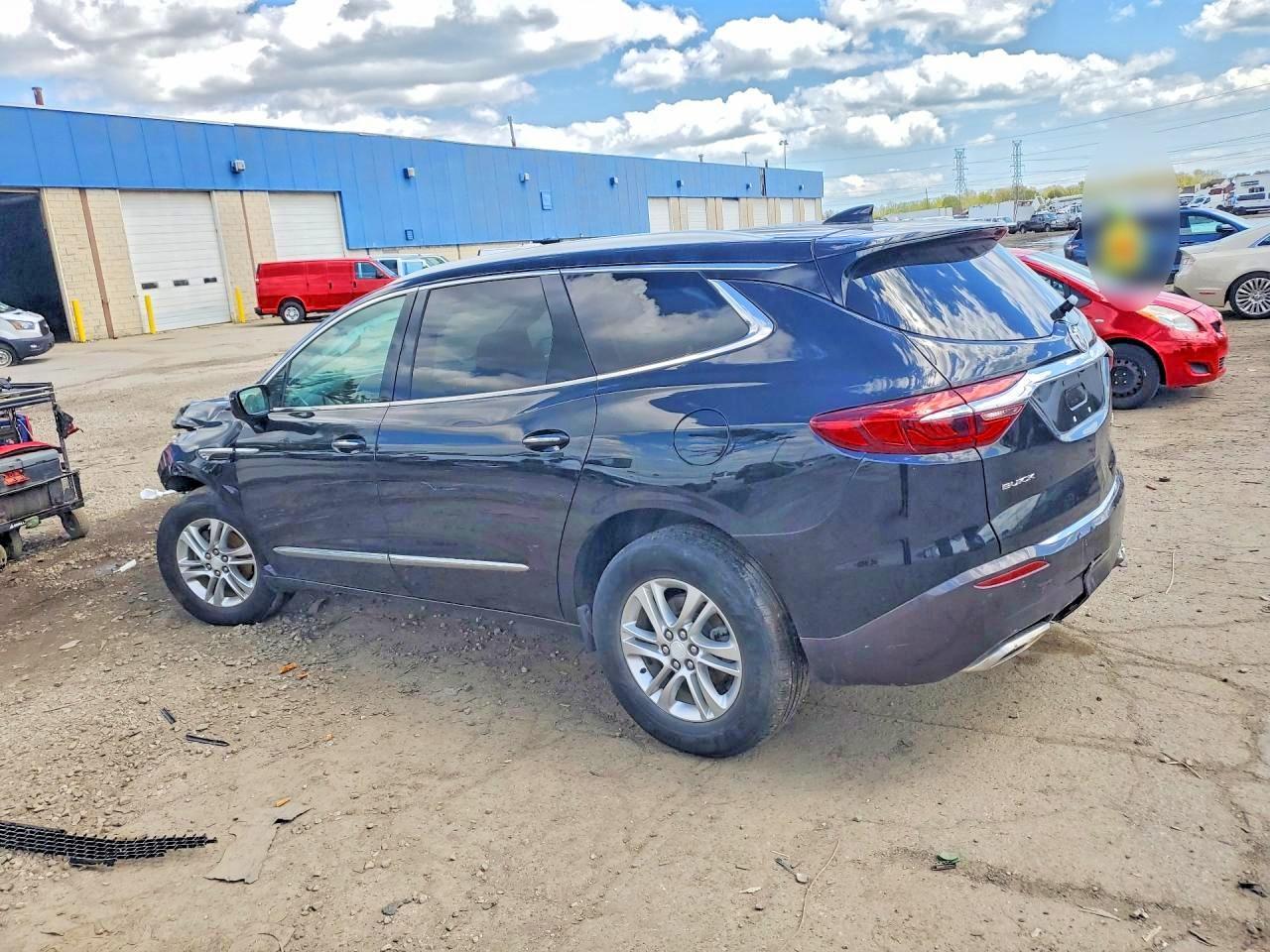 2018 Buick Enclave Premium - Image 2