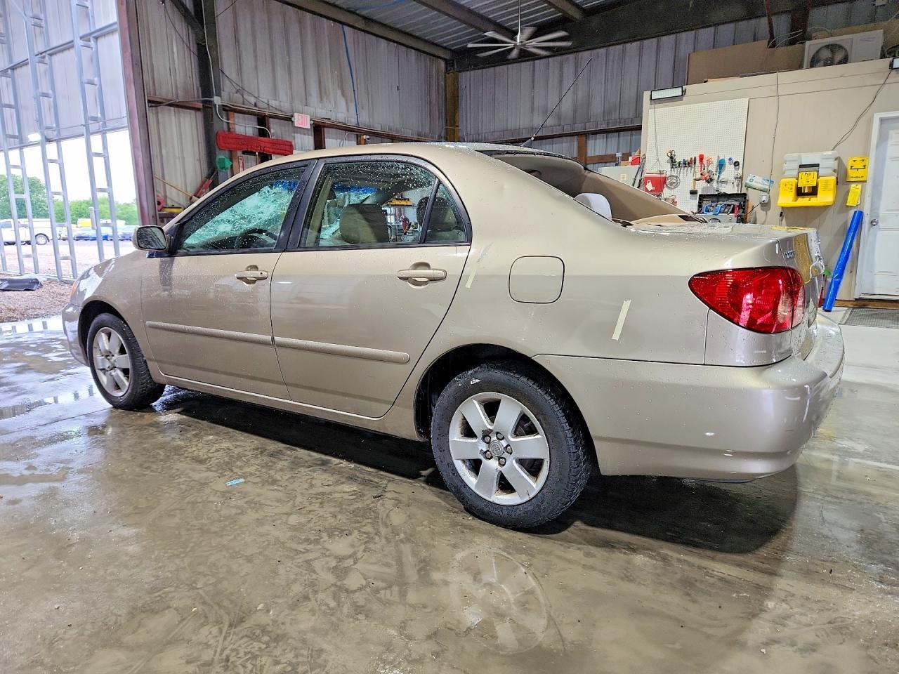 2005 Toyota Corolla - Фото 2