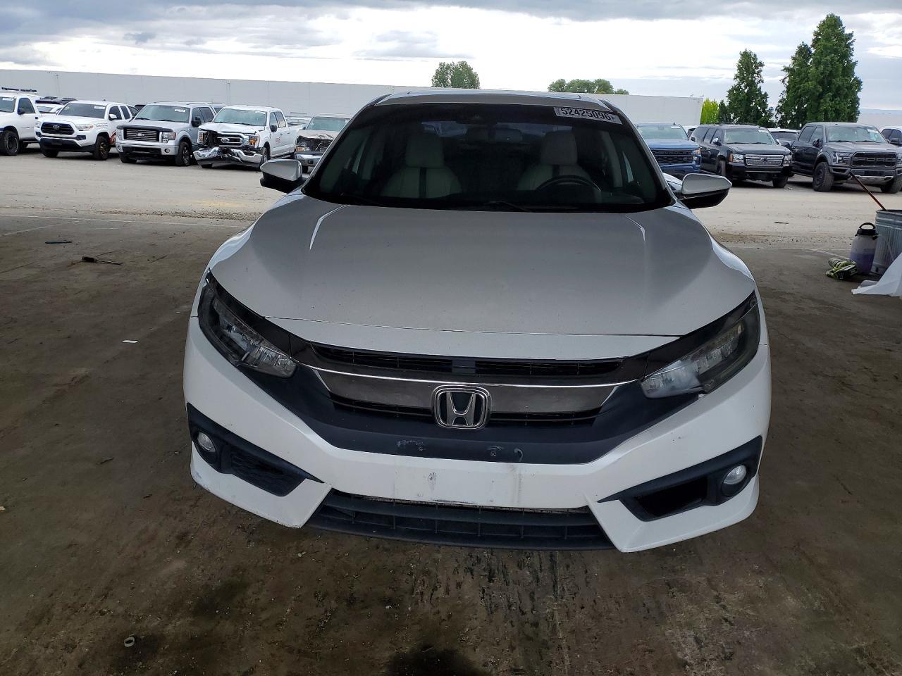 2017 Honda Civic Touring - Фото 5