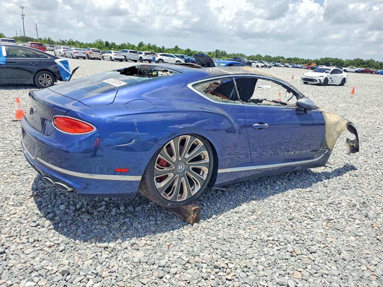 2023 Bentley Continental Gt - Фото 3