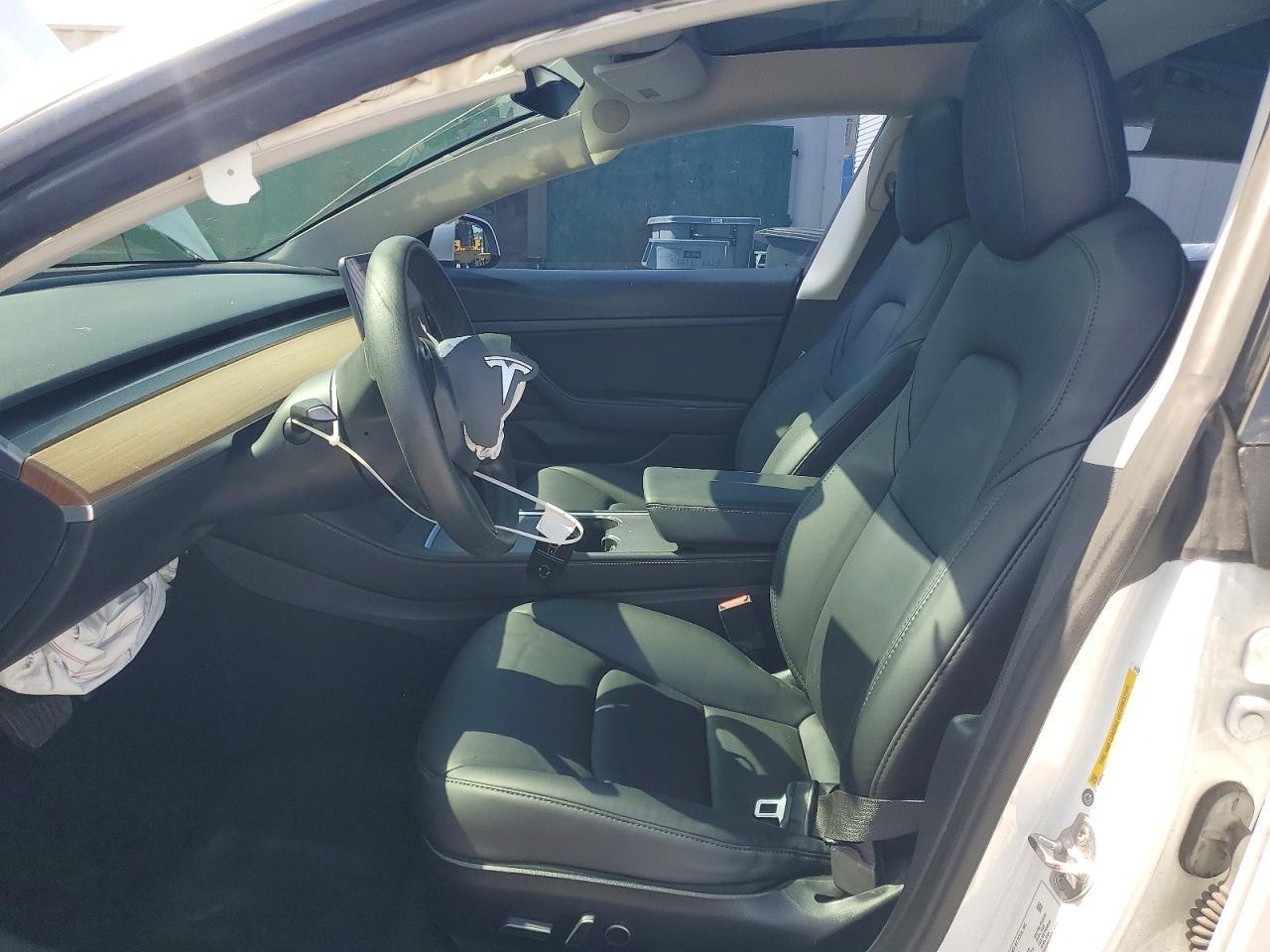 2021 Tesla Model 3 - Фото 7