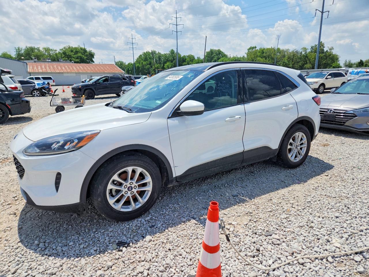 2020 Ford Escape Se