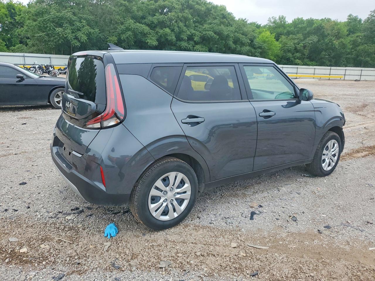 2025 Kia Soul Lx - Image 3