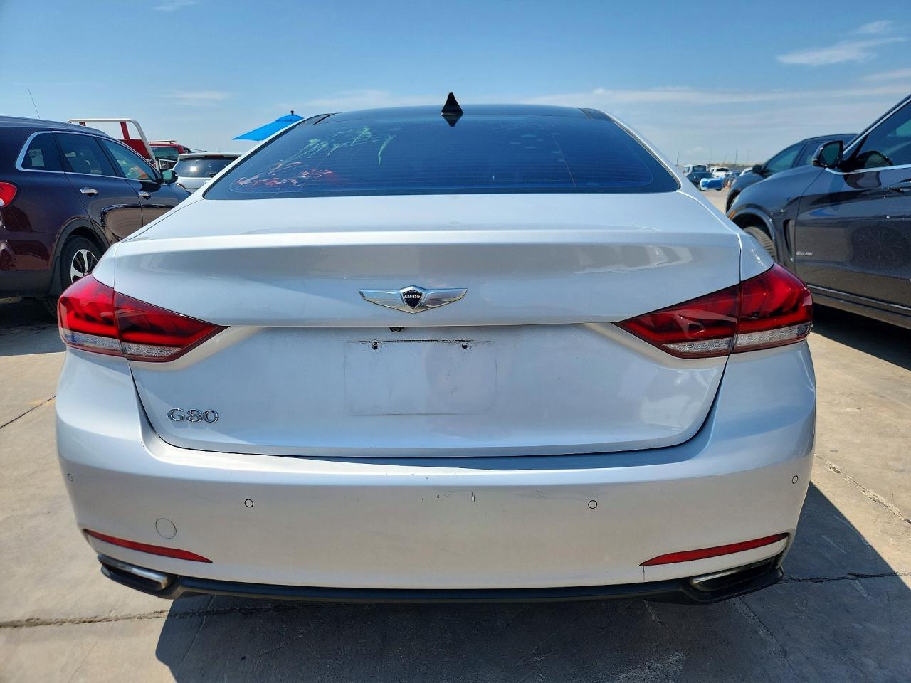 2016 Hyundai Genesis 3.8L - Фото 6