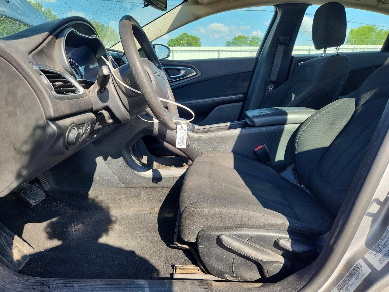 2016 Chrysler 200 Limited - Фото 7