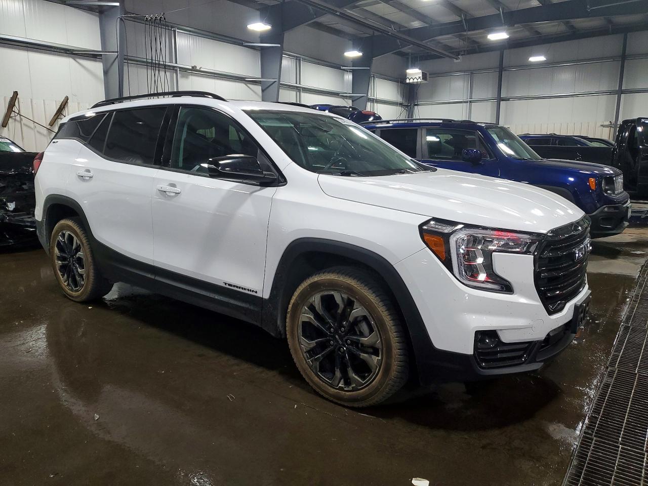 2022 GMC Terrain Slt - Image 4
