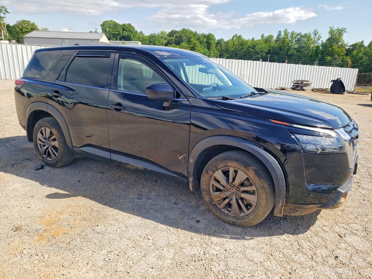 2023 Nissan Pathfinder S - Фото 4