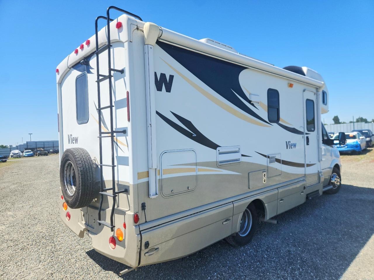 2015 Mercedes Recreational Vehicle (Rv) - Image 4