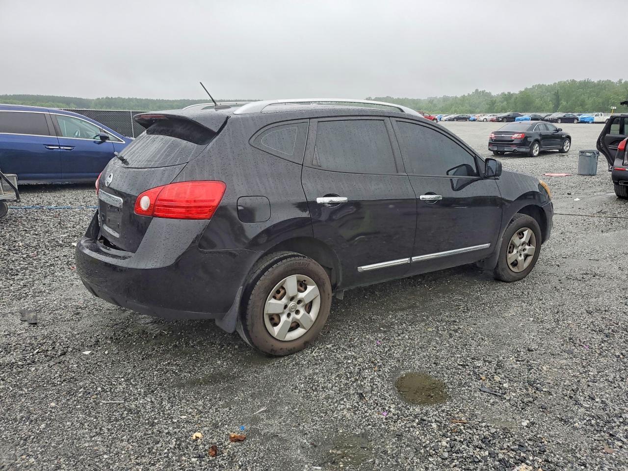 2015 Nissan Rogue Select S - Фото 3